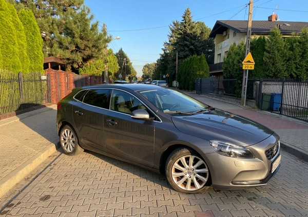 Volvo V40 cena 34950 przebieg: 278900, rok produkcji 2013 z Warszawa małe 781